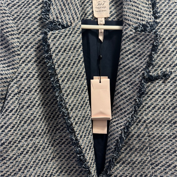 NEW Cinq à Sept Khloe Bouclé Blazer - Picture 6 of 8